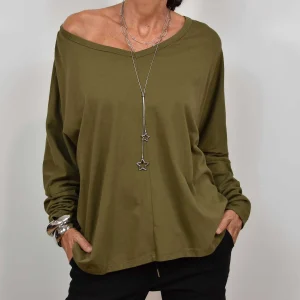 Camiseta oversize oliva