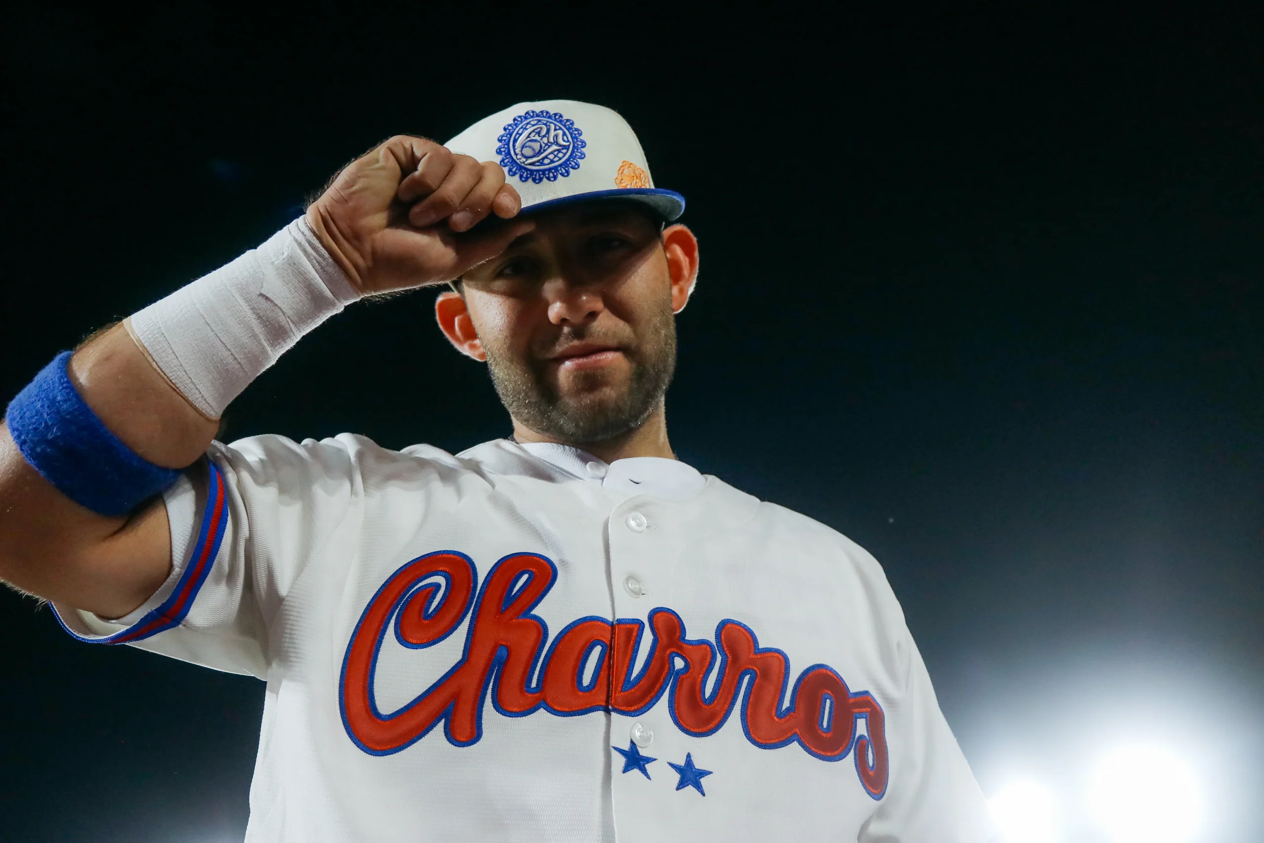 JERSEY ALTERNATIVO CHARROS BEIGE ESTRELLAS - Imagen 5