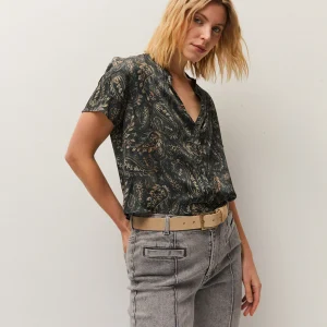 Camisa estampada escote mao