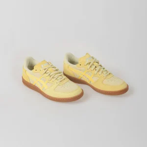 Zapatilla Asics amarilla Skyhand OG