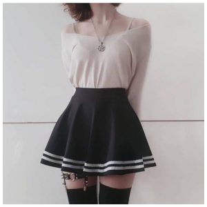 Falda con líneas Negra Coreana K-pop